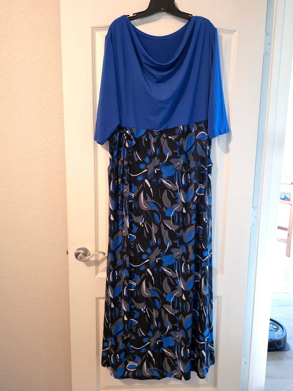 Maxi Dress Size 3X Blue Black Floral Print Short Sleeve Rayon Spandex Front Tie